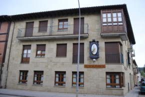  Hotel Rural La Corte de los Pinares  Винуэса